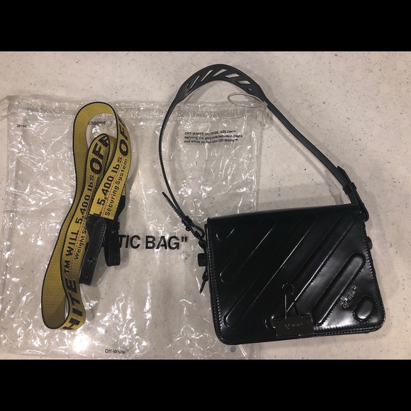 Off-white clip flap bag - Picture 3 of 3